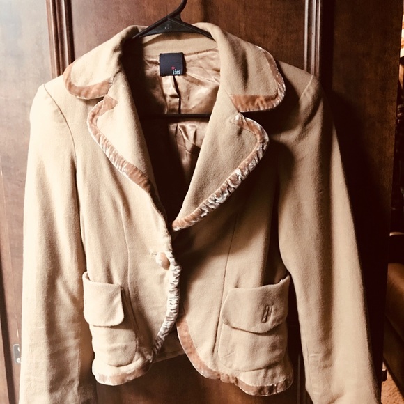 Women’s jac - Picture 4 of 5